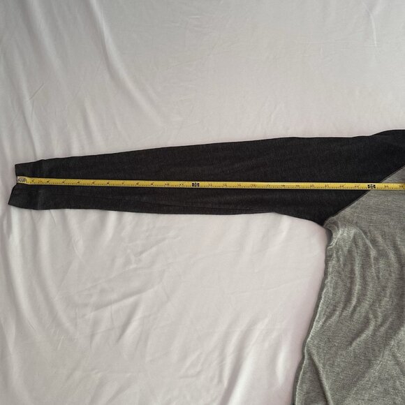 Disney Parks Cast Exclusive Mickey Mouse Henley Shirt Knit Gray Men’s M - Picture 10 of 12